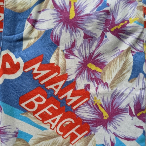 Urban Outfitters Pants Crop High Waist Cotton Spandex Miami Beach Print 27 NWT - Picture 15 of 16